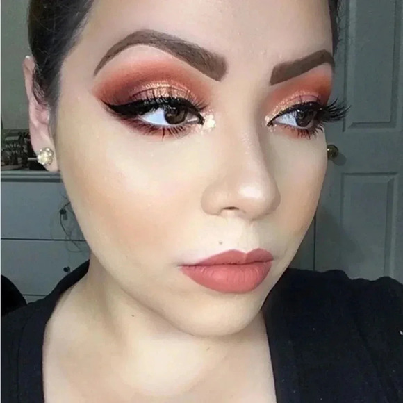 Peach Matte Liquid Lipstick​ - Picture 5 of 7